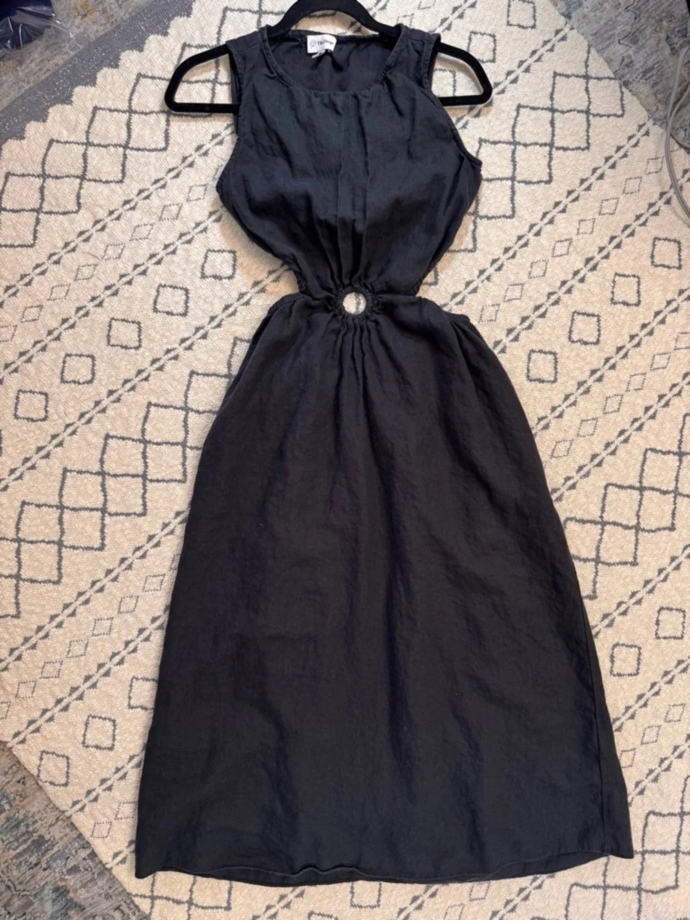 Sleeveless Black Cutout Midi Dress with Ring Detail